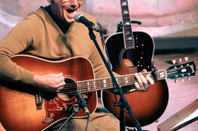 Steve Cradock - 18